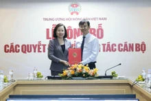 Trao quyết định bổ nhiệm Tổng Biên tập Báo Nông thôn Ngày nay/điện tử Dân Việt
