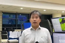 Ông Mai Văn Khiêm, Giám đốc Trung tâm Dự báo khí tượng thủy văn quốc gia cảnh báo người dân không được có tâm lý chủ quan với bão số 4.