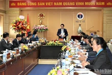 Đồng chí Nguyễn Trọng Nghĩa phát biểu tại Bộ Y tế.
