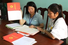 Hàng chục Giấy chứng nhận quyền sử dụng đất tại xã Quảng Tân, huyện Tuy Đức, tỉnh Đắk Nông bị người dân từ chối nhận.