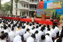 Quang cảnh lễ phát động.