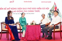 Các khách mời chia sẻ tại Tọa đàm tổ chức sáng 9/6.