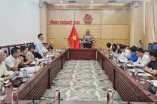 Đoàn công tác Báo Nhân Dân làm việc với lãnh đạo tỉnh Nghệ An thống nhất Chương trình giao lưu nghệ thuật “Truông Bồn - Bản hùng ca huyền thoại”, nhân kỷ niệm 54 năm chiến thắng Truông Bồn (30/10/1968-30/10/2022).