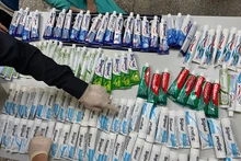 Số ma túy được giấu trong các hộp kem đánh răng.