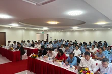 Các đại biểu tại buổi làm việc.