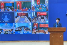 Đại diện Tổng Liên đoàn Lao động Việt Nam báo cáo tình hình chăm lo Tết và quan hệ lao động Tết Quý Mão.