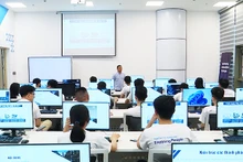 Việt Nam đang đẩy mạnh đào tạo nhân lực ngành bán dẫn và AI.