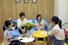 Tham vấn tâm lý cho học sinh Trường THCS Ban Mai, quận Hà Đông (Hà Nội). (Ảnh Hải Bình)