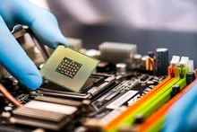 Đến 2050, quy mô doanh thu công nghiệp bán dẫn tại Việt Nam đạt trên 100 tỷ USD/năm.