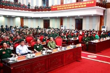 Các đại biểu tham dự khai mạc diễn tập. (Ảnh: Viết Thành)