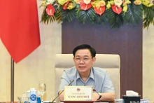 Chủ tịch Quốc hội Vương Đình Huệ phát biểu ý kiến tại phiên họp. (Ảnh: DUY LINH)