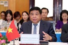 Bộ trưởng Kế hoạch và Đầu tư Nguyễn Chí Dũng phát biểu tại cuộc họp. (Ảnh: MPI)