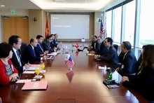 Đoàn công tác của Bộ Kế hoạch và Đầu tư do Bộ trưởng Nguyễn Chí Dũng dẫn đầu làm việc với Công ty Marvell tại Thung lũng Silicon.