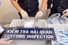 Siết chặt kiểm soát tình trạng buôn lậu, vận chuyển hàng cấm qua đường hàng không