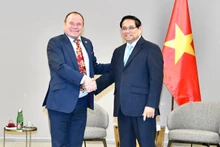 Thủ tướng Phạm Minh Chính và Chủ tịch Hội Hữu nghị Czech-Việt Nam Milos Kusy. (Ảnh: THANH GIANG)