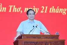 Thủ tướng Phạm Minh Chính phát biểu ý kiến tại cuộc họp về tình hình triển khai các dự án giao thông trọng điểm khu vực phía nam. (Ảnh: THANH GIANG)