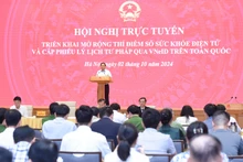 Mỗi công dân sở hữu một sổ sức khỏe điện tử trên ứng dụng VNeID