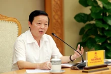 Phó Thủ tướng Trần Hồng Hà phát biểu ý kiến tại cuộc họp. (Ảnh: Minh Khôi - VGP)