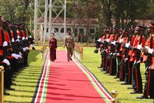 Đại sứ Vũ Thanh Huyền trình Thư ủy nhiệm lên Tổng thống Cộng hòa Kenya.
