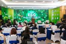 Toàn cảnh hội thảo “ESG - Chìa khóa cho phát triển bền vững”, do Báo Đầu tư tổ chức sáng 29/11 tại Hà Nội. (Ảnh: TRUNG HƯNG)