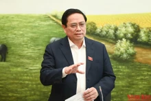 Thủ tướng Phạm Minh Chính phát biểu thảo luận tại Tổ 13 chiều 24/10. (Ảnh: DUY LINH)