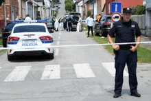 Cảnh sát có mặt tại hiện trường vụ xả súng ở Daruvar, Croatia, ngày 22/7/2024. (Ảnh: Reuters) 