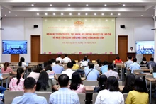 Toàn cảnh hội nghị. 