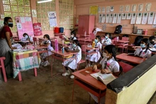 Một lớp học ở thủ đô Colombo, Sri Lanka. (Ảnh: AFP)