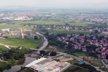 Công tác định giá đất còn chậm trễ.