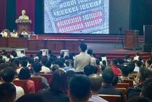 Phiên đấu giá tại huyện Hoài Đức. 