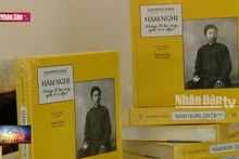 Tiếp nhận tác phẩm hội họa của vua Hàm Nghi