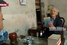 Nhà giáo sáng tác văn học và văn học về nhà giáo