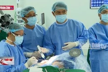 Hơn 100 ca u não, u tủy sống được phẫu thuật thành công bằng robot