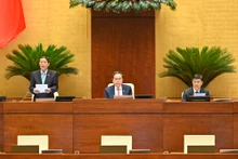 Chủ tịch Quốc hội Trần Thanh Mẫn cùng các Phó Chủ tịch Quốc hội chủ trì và điều hành phiên họp. (Ảnh BÙI GIANG)