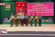 Khen thưởng lực lượng phá vụ án bắt cóc trẻ em