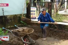 Người dân đồng thuận hiến đất vàng mở đường giao thông
