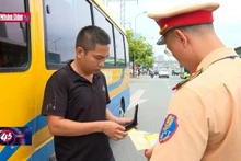 Không để xe kinh doanh vận tải ''nhờn'' luật