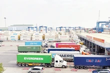 Xuất khẩu giảm mạnh ảnh hưởng lớn đến nguồn thu ngân sách. Ảnh | TC Tài chính