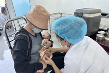 Bộ Y tế đề nghị các địa phương đẩy nhanh tiến độ tiêm vắc-xin phòng bệnh sởi năm 2024.