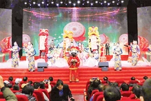 Nhiều hoạt động ý nghĩa, thiết thực tại chương trình "Tết sum vầy-Xuân ơn Đảng" 