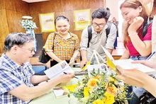 Nhà văn Nguyễn Nhật Ánh trong buổi ra mắt sách "Mùa hè không tên" tại Thành phố Hồ Chí Minh.