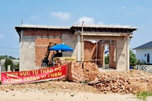 Chủ tịch Ủy ban nhân dân thành phố Phú Quốc Huỳnh Quang Hưng bị kỷ luật do vi phạm, khuyết điểm trong công tác lãnh đạo, chỉ đạo, tổ chức thực hiện về quản lý, sử dụng đất đai.