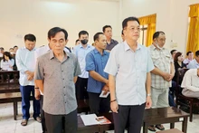 Các bị cáo tại phiên tòa.