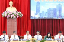 Các đồng chí chủ trì hội thảo.
