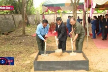 Xây dựng nhà thờ và lưu giữ hài cốt liệt sĩ quân tình nguyện Việt Nam
