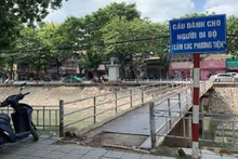 Nhiều cầu tại Hà Nội đã xuống cấp nghiêm trọng