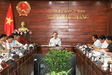 Quang cảnh buổi làm việc.
