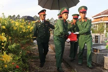 Đưa hài cốt các liệt sĩ về Nghĩa trang liệt sĩ tỉnh Hậu Giang
