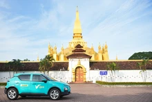 Xe taxi điện của hãng Xanh SM mới ra mắt tại thị trường Lào. (Ảnh: Xanh SM)