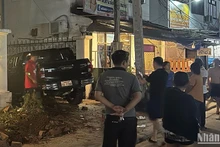Một vụ tai nạn giao thông xảy ra tại thủ đô Vientiane. Ảnh: Trịnh Dũng